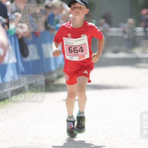 17.05.2025 - Störlauf H.Heesch http://msf.ph/oto/7874785 17.05.2025 13:57:49 Ziel  meine-sportfotos.de