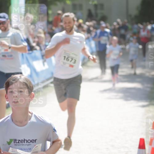 17.05.2025 - Störlauf H.Heesch http://msf.ph/oto/7875354 17.05.2025 14:47:30 Ziel  meine-sportfotos.de