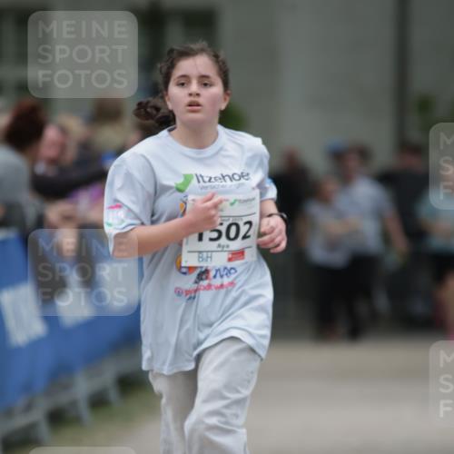 17.05.2025 - Störlauf H.Heesch http://msf.ph/oto/7880475 17.05.2025 15:00:12 Ziel  meine-sportfotos.de