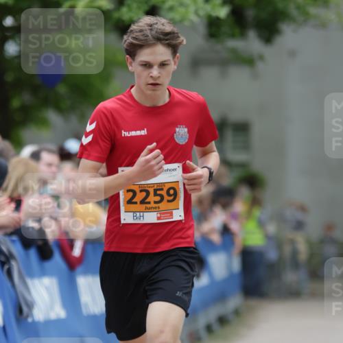 17.05.2025 - Störlauf H.Heesch http://msf.ph/oto/7881234 17.05.2025 15:21:28 Ziel  meine-sportfotos.de