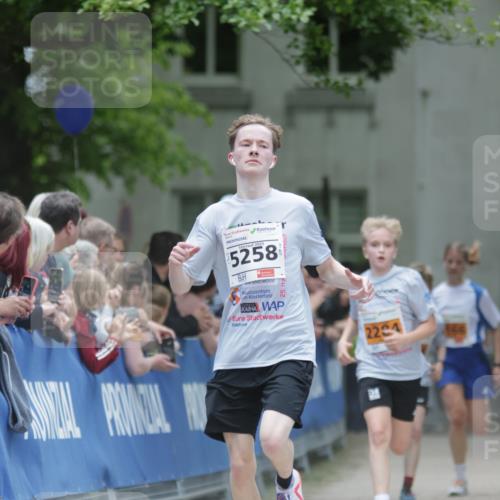 17.05.2025 - Störlauf H.Heesch http://msf.ph/oto/7881574 17.05.2025 15:25:37 Ziel  meine-sportfotos.de