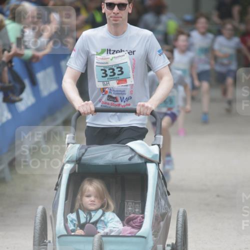 17.05.2025 - Störlauf H.Heesch http://msf.ph/oto/7893714 17.05.2025 13:43:53 Ziel 2025, 333 meine-sportfotos.de