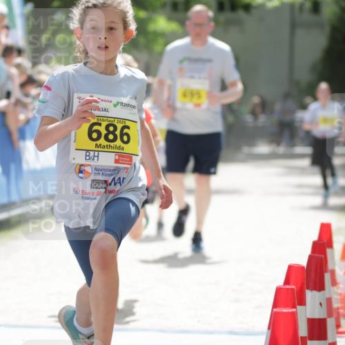 17.05.2025 - Störlauf H.Heesch http://msf.ph/oto/7894133 17.05.2025 14:12:06 Ziel 2025, 686, 635 meine-sportfotos.de