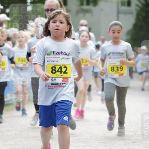 17.05.2025 - Störlauf H.Heesch http://msf.ph/oto/7894717 17.05.2025 14:14:35 Ziel 746, 957, 2025, 842, 839 meine-sportfotos.de