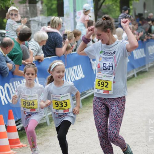 17.05.2025 - Störlauf H.Heesch http://msf.ph/oto/7894927 17.05.2025 14:15:26 Ziel 2025, 894, 2025, 933, 2025, 692, 795 meine-sportfotos.de