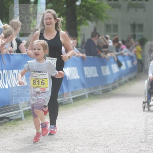 17.05.2025 - Störlauf H.Heesch http://msf.ph/oto/7895324 17.05.2025 14:17:00 Ziel 2025, 816, 906 meine-sportfotos.de