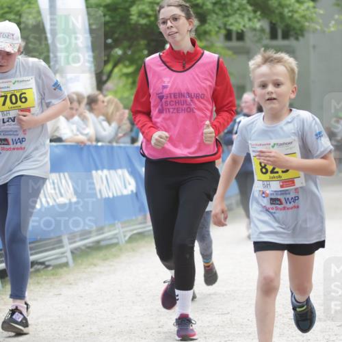17.05.2025 - Störlauf H.Heesch http://msf.ph/oto/7895501 17.05.2025 14:17:18 Ziel 2025, 706, 82, 25 meine-sportfotos.de