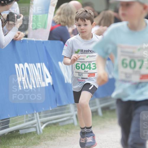17.05.2025 - Störlauf H.Heesch http://msf.ph/oto/7895595 17.05.2025 13:16:46 Ziel 2025, 6043, 6073 meine-sportfotos.de