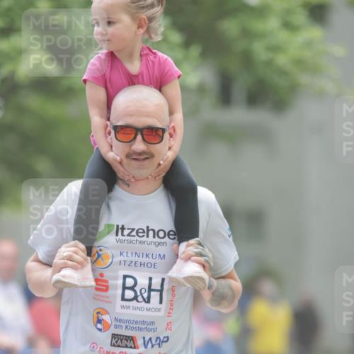 17.05.2025 - Störlauf H.Heesch http://msf.ph/oto/7895618 17.05.2025 14:17:28 Ziel 25 meine-sportfotos.de