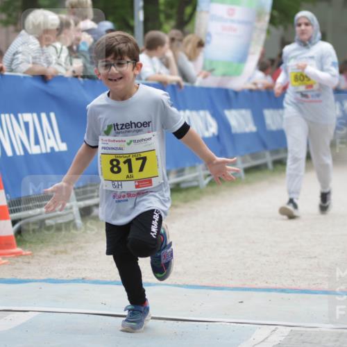 17.05.2025 - Störlauf H.Heesch http://msf.ph/oto/7895732 17.05.2025 14:17:59 Ziel 2025, 817, 805 meine-sportfotos.de