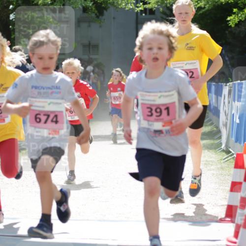 17.05.2025 - Störlauf H.Heesch http://msf.ph/oto/7895784 17.05.2025 13:57:39 Ziel 38, 496, 674, 659, 391, 12 meine-sportfotos.de