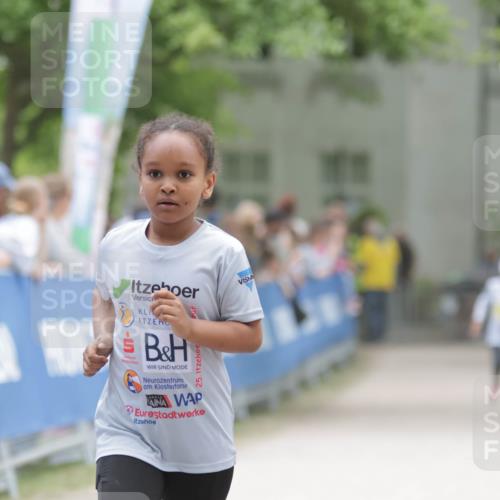 17.05.2025 - Störlauf H.Heesch http://msf.ph/oto/7895895 17.05.2025 14:18:32 Ziel 25 meine-sportfotos.de