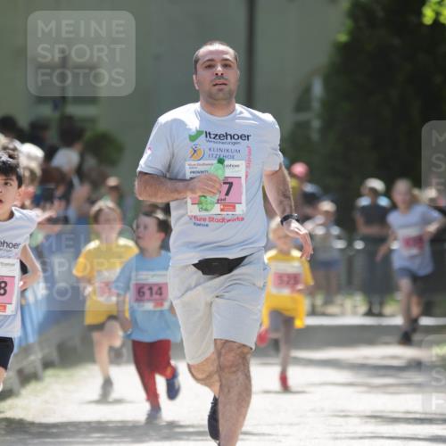 17.05.2025 - Störlauf H.Heesch http://msf.ph/oto/7895982 17.05.2025 13:58:01 Ziel 8, 614, 7, 525 meine-sportfotos.de