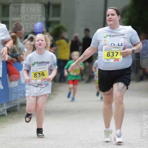 17.05.2025 - Störlauf H.Heesch http://msf.ph/oto/7896271 17.05.2025 14:19:45 Ziel 811, 836, 2025, 837 meine-sportfotos.de