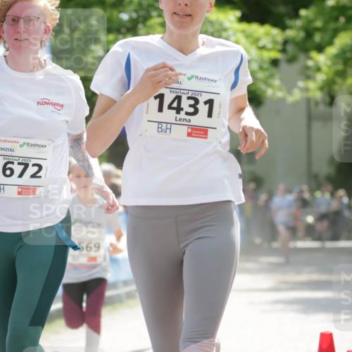 17.05.2025 - Störlauf H.Heesch http://msf.ph/oto/7896420 17.05.2025 14:50:25 Ziel 2025, 1431, 2025, 1672, 569 meine-sportfotos.de