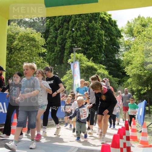 17.05.2025 - Störlauf H.Heesch http://msf.ph/oto/7897363 17.05.2025 13:03:14 Ziel 7172, 712 meine-sportfotos.de