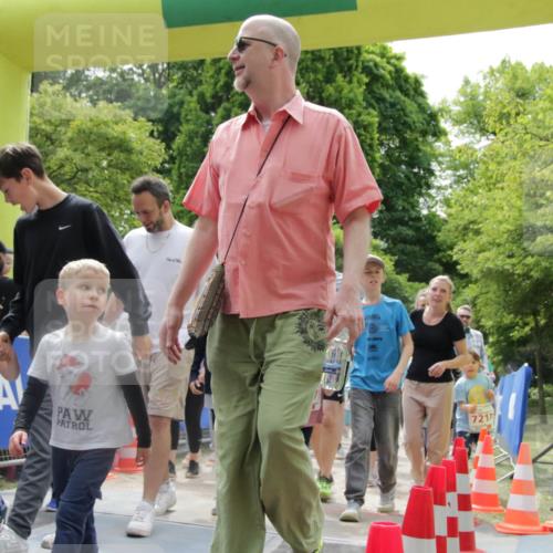 17.05.2025 - Störlauf H.Heesch http://msf.ph/oto/7897456 17.05.2025 13:03:23 Ziel 7149, 7217 meine-sportfotos.de