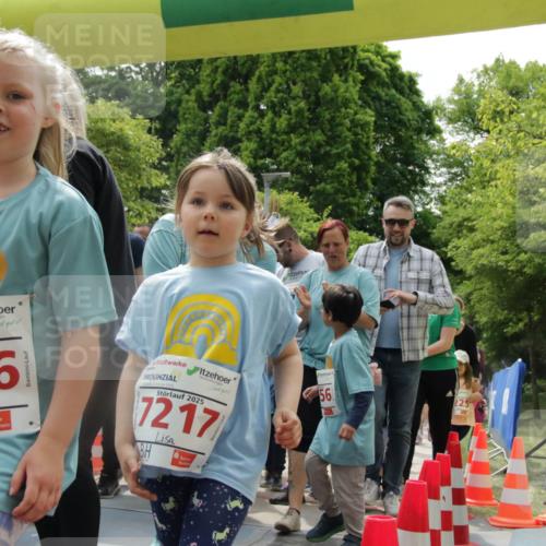 17.05.2025 - Störlauf H.Heesch http://msf.ph/oto/7897544 17.05.2025 13:03:29 Ziel 2025, 07176, 2025, 7217, 56, 225 meine-sportfotos.de