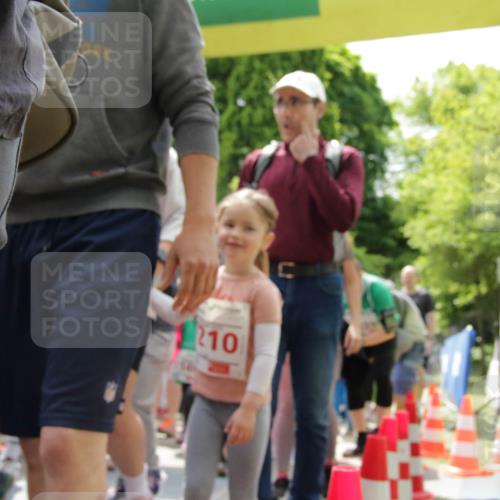 17.05.2025 - Störlauf H.Heesch http://msf.ph/oto/7897639 17.05.2025 13:03:41 Ziel 2, 10 meine-sportfotos.de