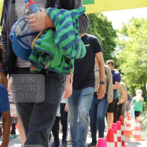 17.05.2025 - Störlauf H.Heesch http://msf.ph/oto/7897854 17.05.2025 13:04:15 Ziel 2025, 006 meine-sportfotos.de