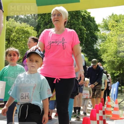 17.05.2025 - Störlauf H.Heesch http://msf.ph/oto/7897921 17.05.2025 13:04:30 Ziel 7150 meine-sportfotos.de