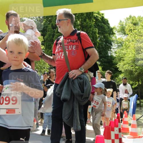 17.05.2025 - Störlauf H.Heesch http://msf.ph/oto/7898101 17.05.2025 13:05:00 Ziel 2025, 0991, 7, 27, 1019, 255, 7271 meine-sportfotos.de