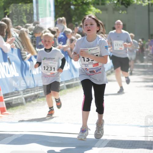 17.05.2025 - Störlauf H.Heesch http://msf.ph/oto/7898109 17.05.2025 14:43:15 Ziel 1231, 155, 1116 meine-sportfotos.de