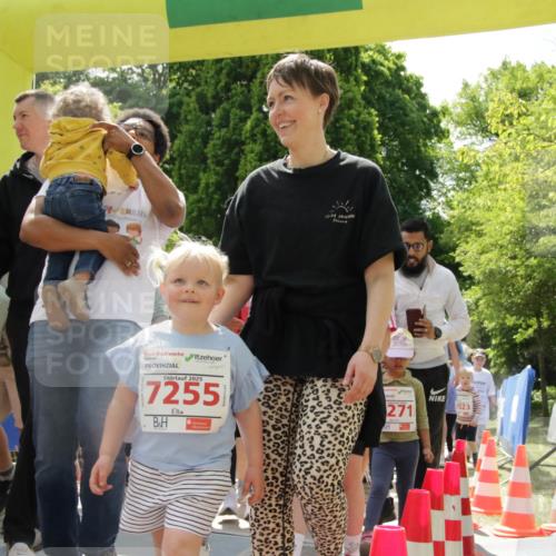 17.05.2025 - Störlauf H.Heesch http://msf.ph/oto/7898145 17.05.2025 13:05:09 Ziel 2025, 7255, 7023, 271 meine-sportfotos.de