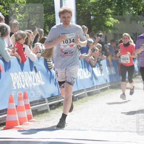 17.05.2025 - Störlauf H.Heesch http://msf.ph/oto/7898159 17.05.2025 14:43:22 Ziel 2025, 1034, 1483, 1426 meine-sportfotos.de