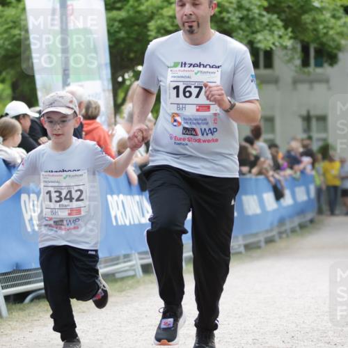 17.05.2025 - Störlauf H.Heesch http://msf.ph/oto/7898303 17.05.2025 14:57:27 Ziel 2025, 1342, 202, 167, 5, 2 meine-sportfotos.de