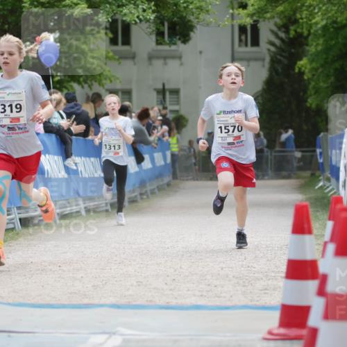 17.05.2025 - Störlauf H.Heesch http://msf.ph/oto/7898327 17.05.2025 14:57:33 Ziel 1319, 1313, 1570 meine-sportfotos.de