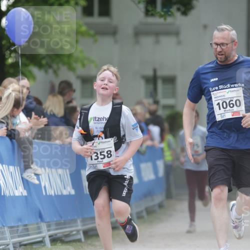 17.05.2025 - Störlauf H.Heesch http://msf.ph/oto/7898386 17.05.2025 14:57:42 Ziel 2025, 1358, 2025, 1060 meine-sportfotos.de