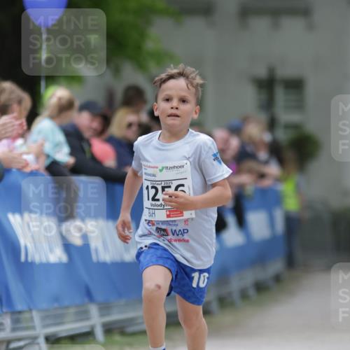 17.05.2025 - Störlauf H.Heesch http://msf.ph/oto/7898576 17.05.2025 14:58:22 Ziel 2025, 1255, 2, 10 meine-sportfotos.de