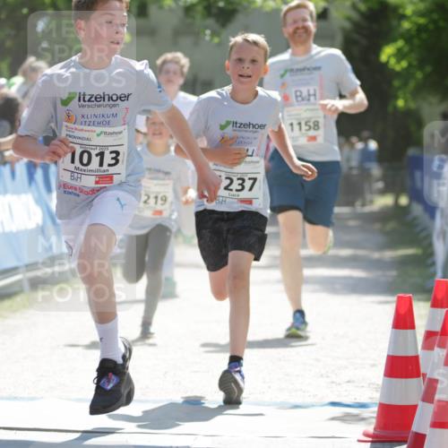 17.05.2025 - Störlauf H.Heesch http://msf.ph/oto/7898674 17.05.2025 14:44:39 Ziel 2025, 1013, 219, 1158, 2025, 237 meine-sportfotos.de