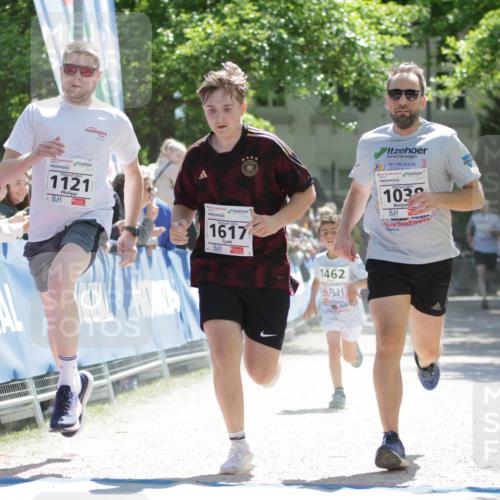 17.05.2025 - Störlauf H.Heesch http://msf.ph/oto/7898855 17.05.2025 14:45:11 Ziel 1121, 1617, 1462, 1039 meine-sportfotos.de