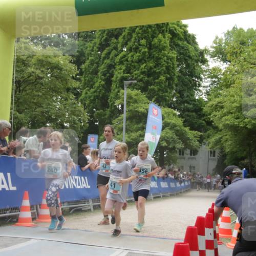 17.05.2025 - Störlauf H.Heesch http://msf.ph/oto/7899431 17.05.2025 13:45:00 Ziel 240, 8 meine-sportfotos.de