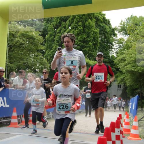 17.05.2025 - Störlauf H.Heesch http://msf.ph/oto/7899494 17.05.2025 13:45:15 Ziel 3, 24, 9, 2025, 226, 108, 321 meine-sportfotos.de