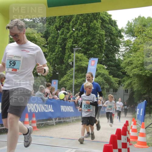17.05.2025 - Störlauf H.Heesch http://msf.ph/oto/7899880 17.05.2025 13:46:17 Ziel 2025, 59, 3, 58, 120, 69 meine-sportfotos.de