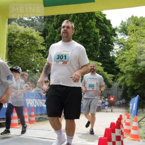 17.05.2025 - Störlauf H.Heesch http://msf.ph/oto/7900001 17.05.2025 13:46:59 Ziel 2025, 300, 25, 1, 2025, 301, 266 meine-sportfotos.de