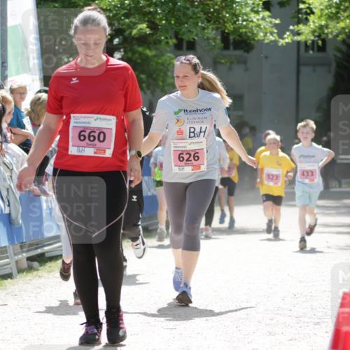 17.05.2025 - Störlauf H.Heesch http://msf.ph/oto/7900045 17.05.2025 14:00:35 Ziel 2023, 660, 626, 523, 433 meine-sportfotos.de
