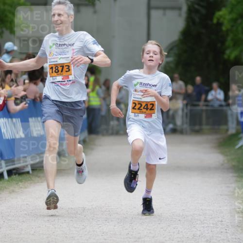 17.05.2025 - Störlauf H.Heesch http://msf.ph/oto/7900187 17.05.2025 15:21:58 Ziel 2025, 1873, 2242 meine-sportfotos.de