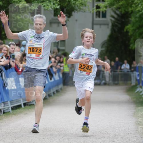 17.05.2025 - Störlauf H.Heesch http://msf.ph/oto/7900199 17.05.2025 15:21:59 Ziel 2025, 1873, 2242 meine-sportfotos.de