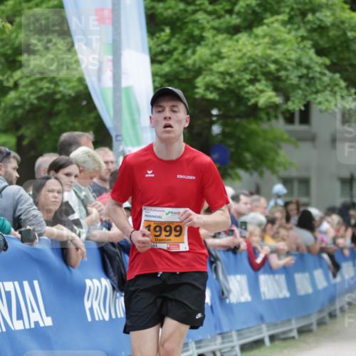 17.05.2025 - Störlauf H.Heesch http://msf.ph/oto/7900230 17.05.2025 15:22:24 Ziel 2025, 1999 meine-sportfotos.de