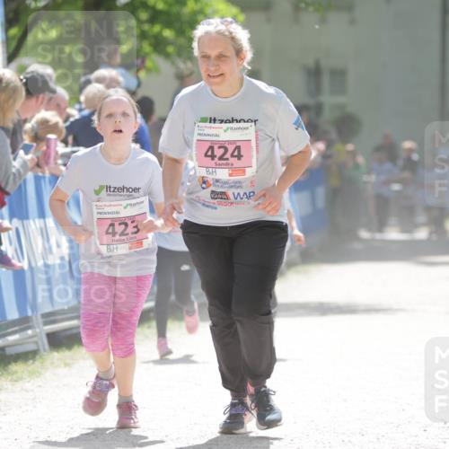 17.05.2025 - Störlauf H.Heesch http://msf.ph/oto/7900281 17.05.2025 14:01:43 Ziel 6075, 2025, 423, 2025, 424, 111, 12 meine-sportfotos.de
