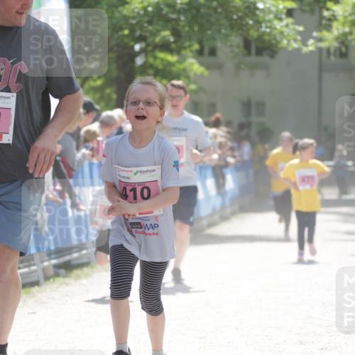 17.05.2025 - Störlauf H.Heesch http://msf.ph/oto/7900338 17.05.2025 14:01:55 Ziel 2025, 411, 2025, 410 meine-sportfotos.de