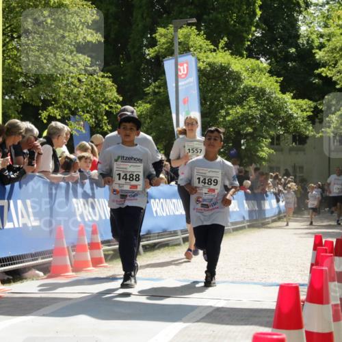 17.05.2025 - Störlauf H.Heesch http://msf.ph/oto/7900609 17.05.2025 14:49:37 Ziel 1557, 1488, 1489, 1382, 1381 meine-sportfotos.de