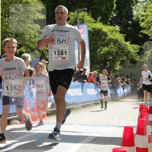 17.05.2025 - Störlauf H.Heesch http://msf.ph/oto/7900619 17.05.2025 14:49:42 Ziel 1387, 1562, 2025, 1381, 1301, 10, 1052 meine-sportfotos.de