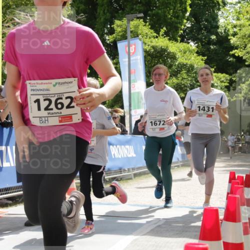 17.05.2025 - Störlauf H.Heesch http://msf.ph/oto/7900686 17.05.2025 14:50:24 Ziel 2025, 1262, 199, 1672, 1431 meine-sportfotos.de