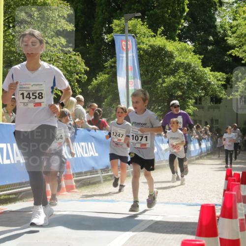 17.05.2025 - Störlauf H.Heesch http://msf.ph/oto/7900805 17.05.2025 14:51:32 Ziel 2025, 1458, 64, 1247, 1071 meine-sportfotos.de