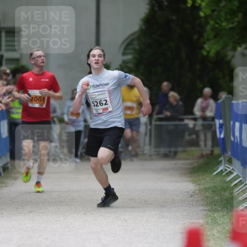 17.05.2025 - Störlauf H.Heesch http://msf.ph/oto/7901022 17.05.2025 15:24:37 Ziel 2001, 5262 meine-sportfotos.de